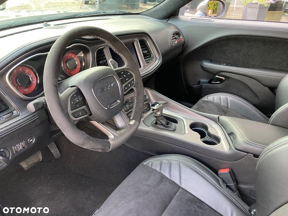 Dodge Challenger 6.2 Hellcat Widebody - 23