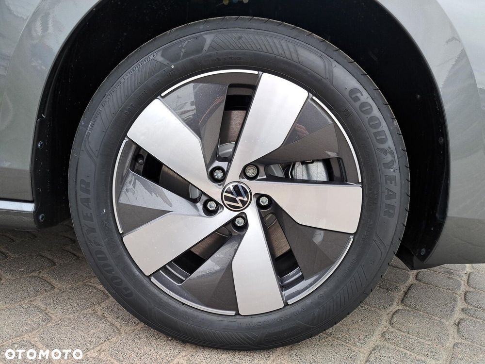 Volkswagen Passat - 39