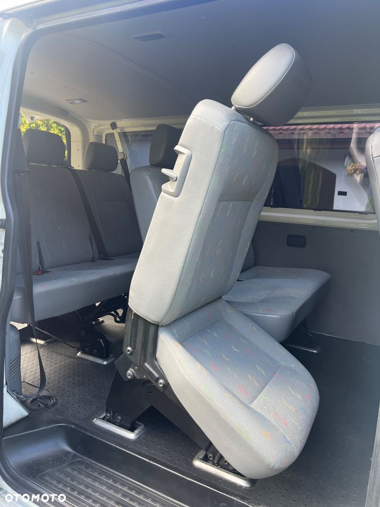 Volkswagen Transporter - 18