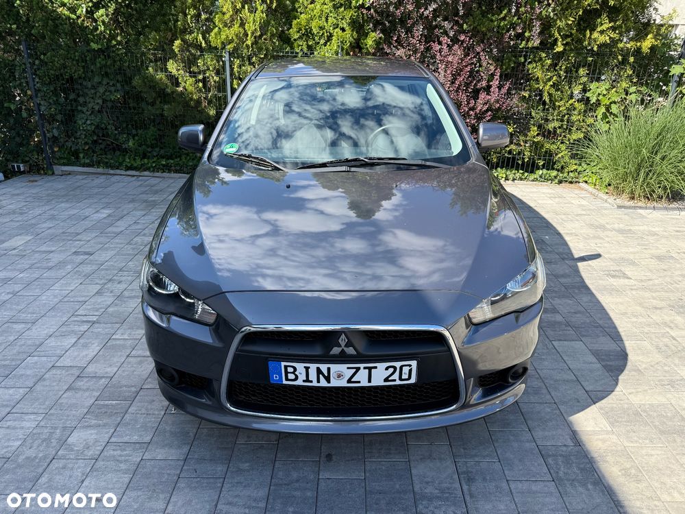 Mitsubishi Lancer 1.8 Intense - 2