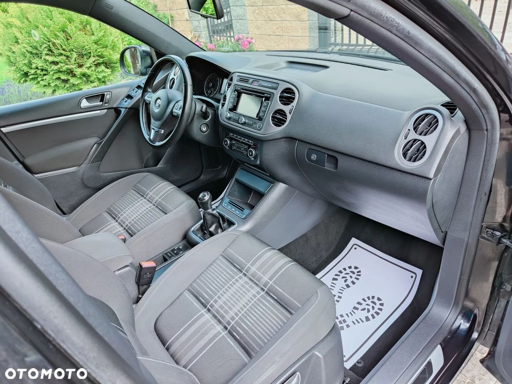 Volkswagen Tiguan 1.4 TSI BlueMotion Technology Lounge Sport & Style - 9