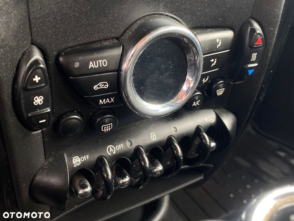 MINI Countryman Cooper D ALL4 - 17