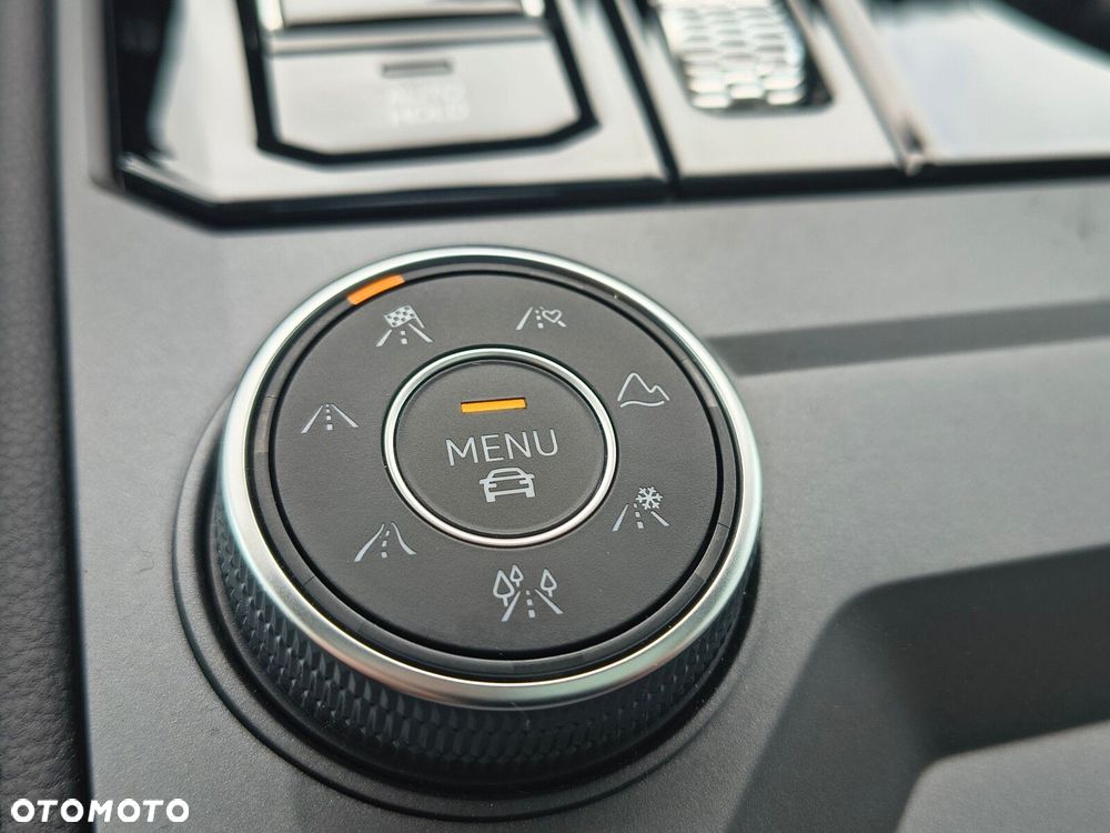 Volkswagen Touareg - 26