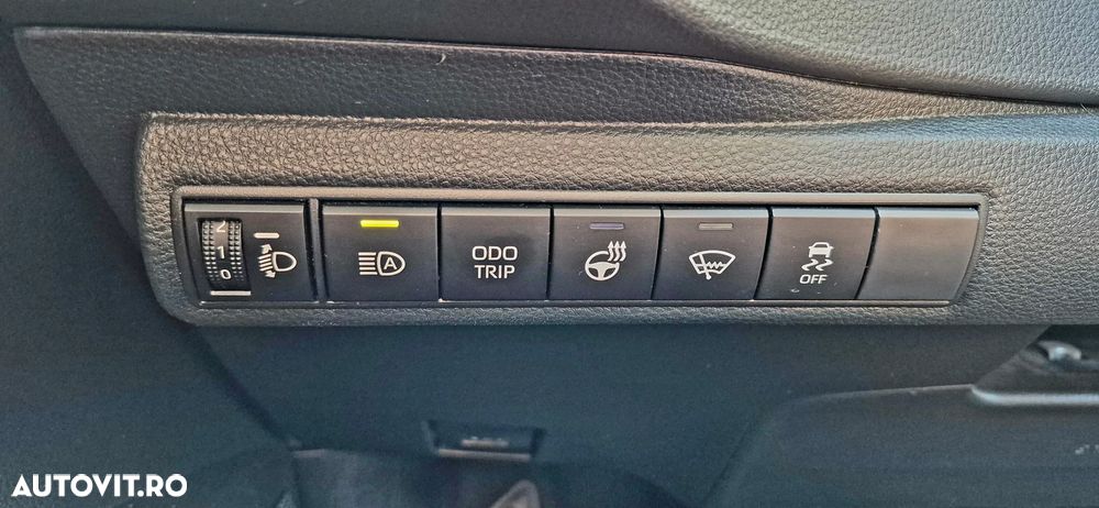 Toyota Corolla 1.8 HSD Dynamic - 19