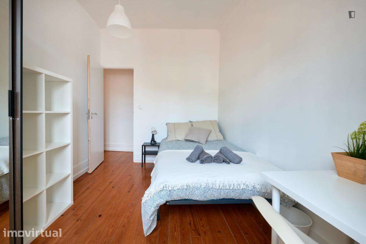 Quarto - localizado em Avenida da Liberdade Lisbon - Grande imagem: 4/43