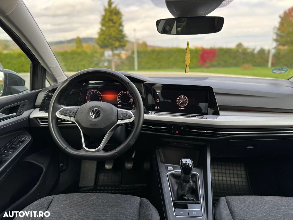 Volkswagen Golf - 9