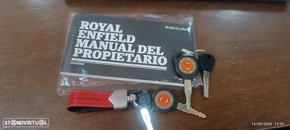 Royal Enfield Himalayan 411 - 30