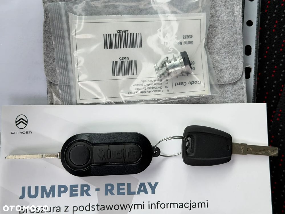 Citroën JUMPER WZMOCNIONY L3H2 HEAVY MAXI 3.5t Ładowność 1500kg Homologacja haka 3t.  SILNIK Euro-6 Starszej konstrukcji PSA Poj..2179cm3 140KM Trwały bezawaryjny na pojedynczej turbinie Nie!! Stelantis!! Koła 16' Hamulce wzmocnione BREMBO, Podwójne resory! Pełna zabudowa ładowni! Najtrwalsza konfiguracja maxi VAN L3H2 13m3 - 32