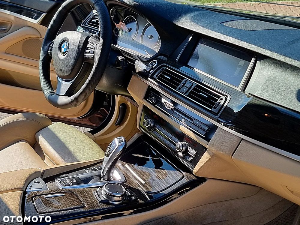 BMW Seria 5 520d Luxury Line sport - 20