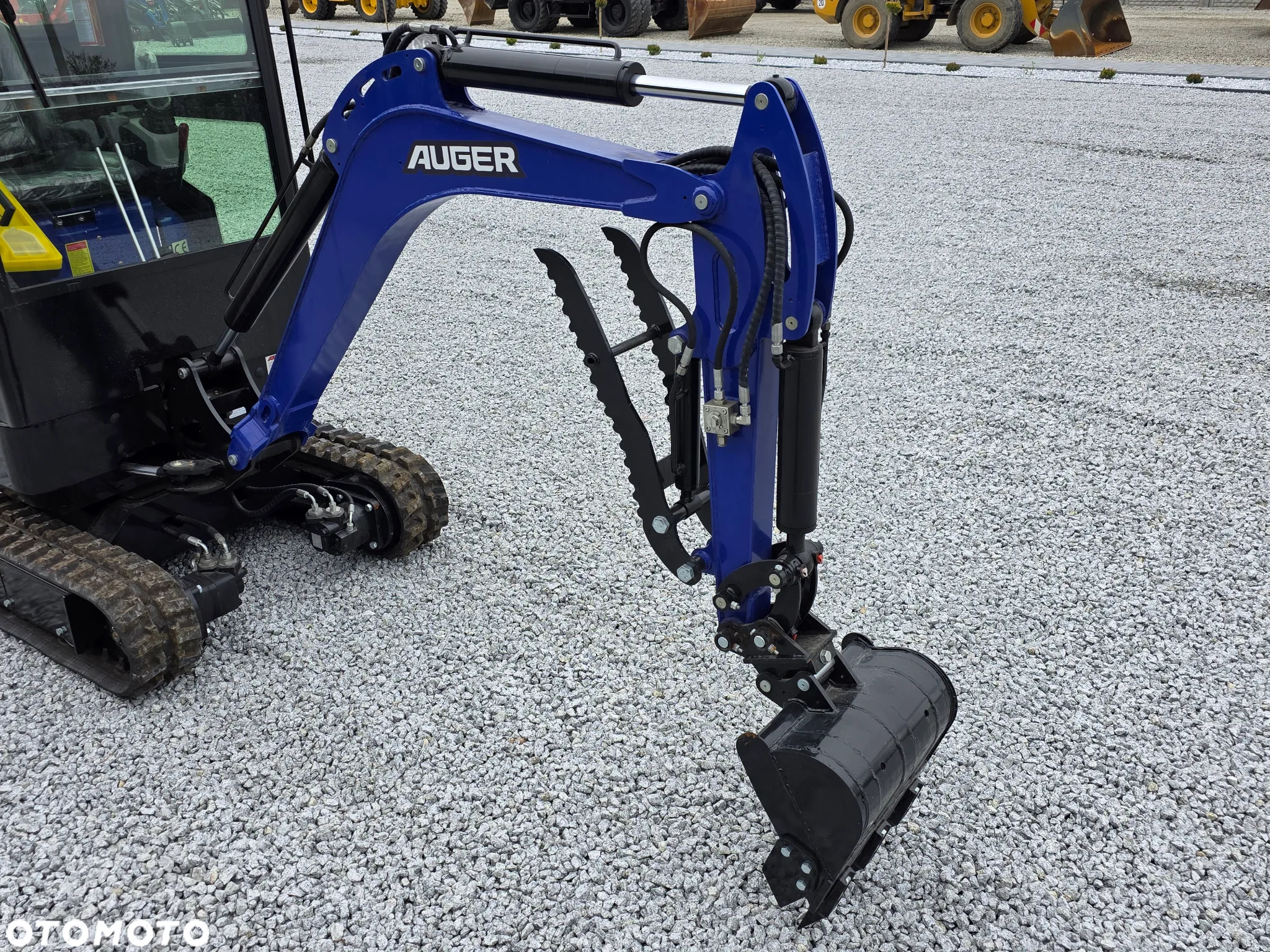 Kubota NOWA MINIKOPARKA AUGER HT 18, SILNIK KUBOTA, 3 ŁYŻKI - 19