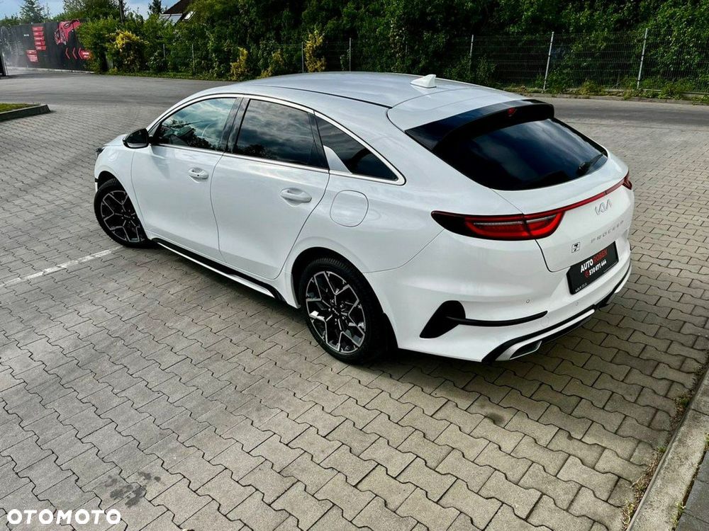 Kia ProCeed - 22