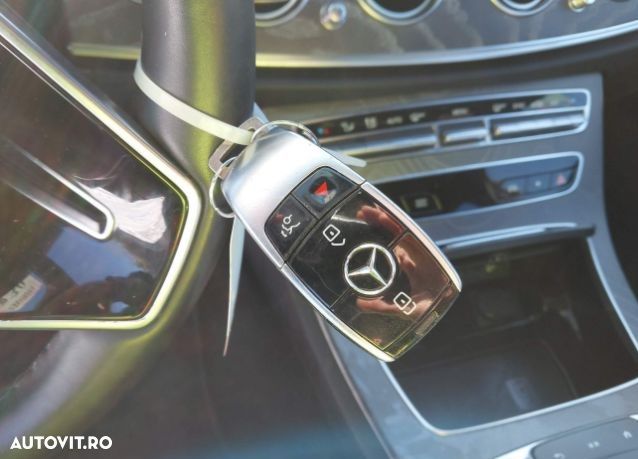 Mercedes-Benz E 300 9G-TRONIC - 10