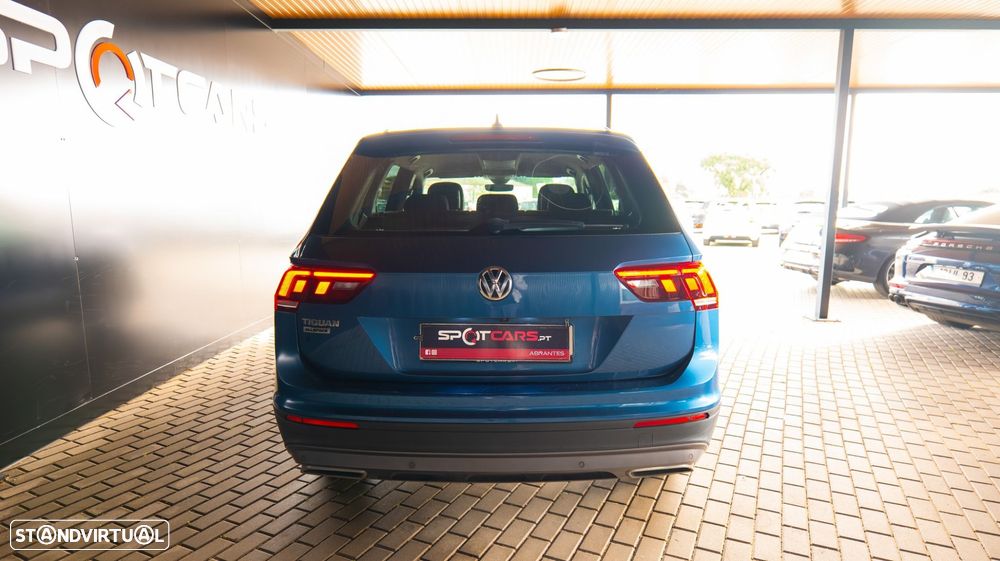 VW Tiguan Allspace 2.0 TDI Confortline DSG - 8