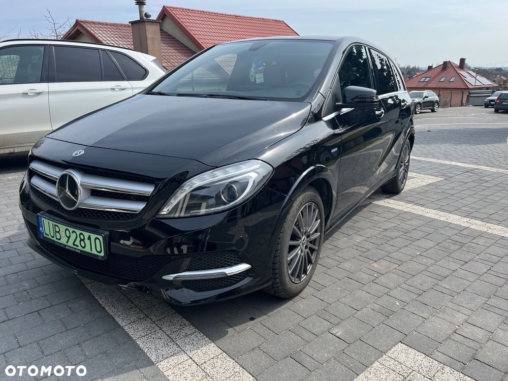 Mercedes-Benz Klasa B (Electric Drive) 250 e - 1
