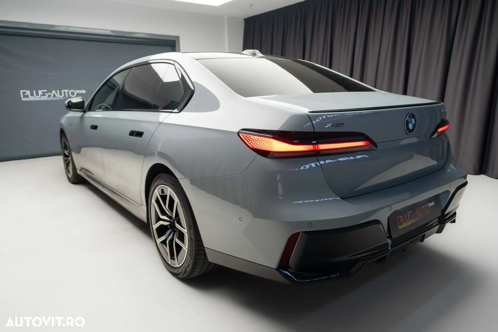 BMW Seria 7 - 13