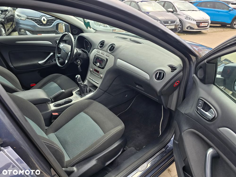 Ford Mondeo - 11
