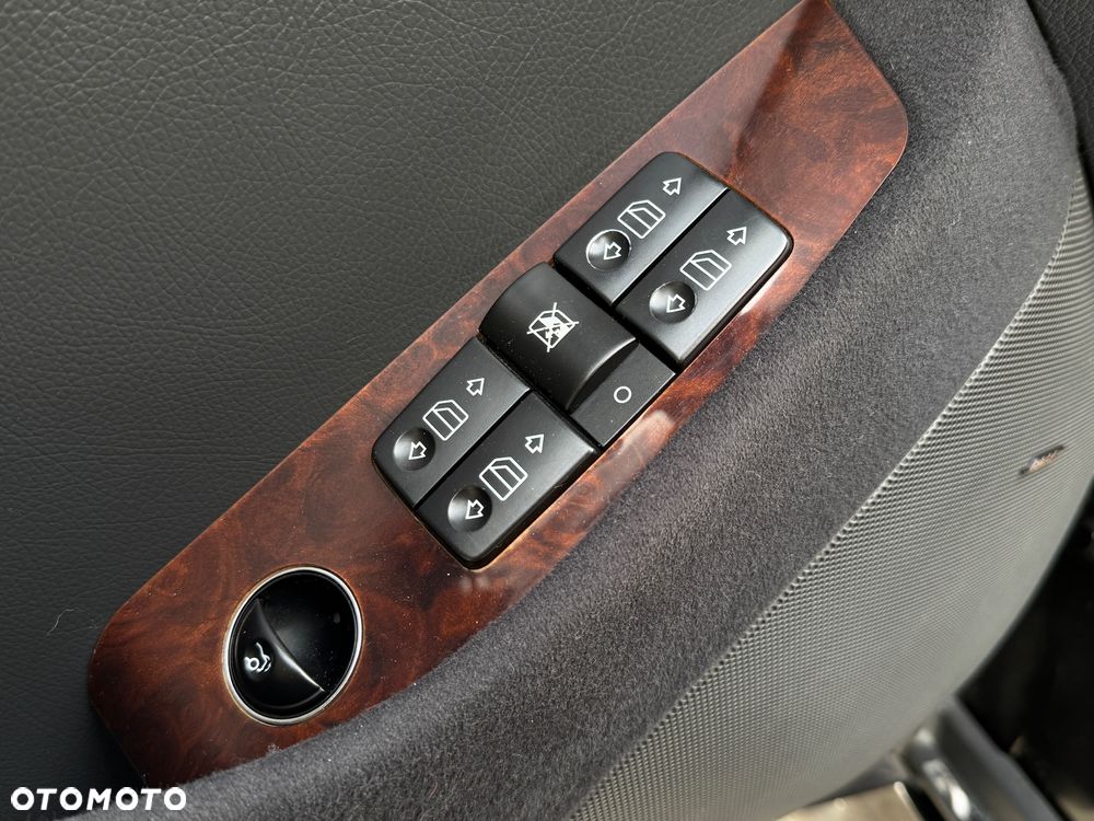 Mercedes-Benz Klasa S 500 4-Matic - 16