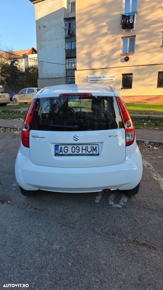 Suzuki Splash 1.0 GC AC - 10