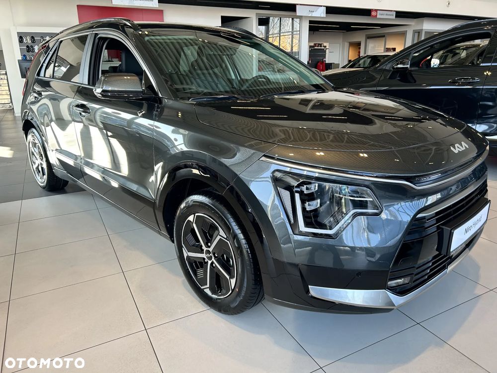 Kia Niro 1.6 GDI Hybrid M - 3