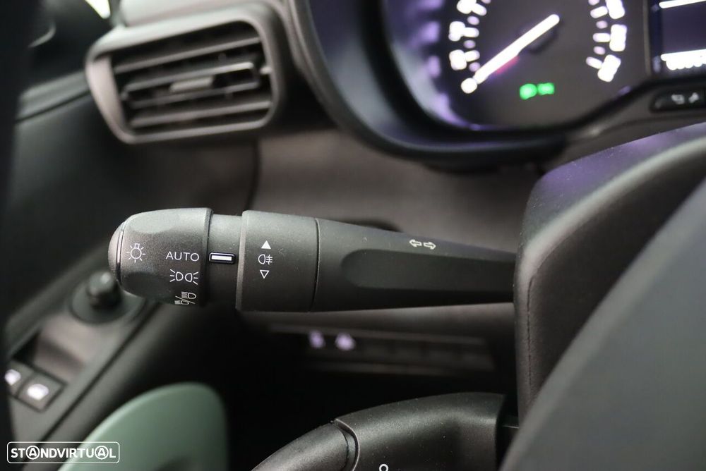 Citroën Berlingo 1.2 PureTech Feel — fotografia 10