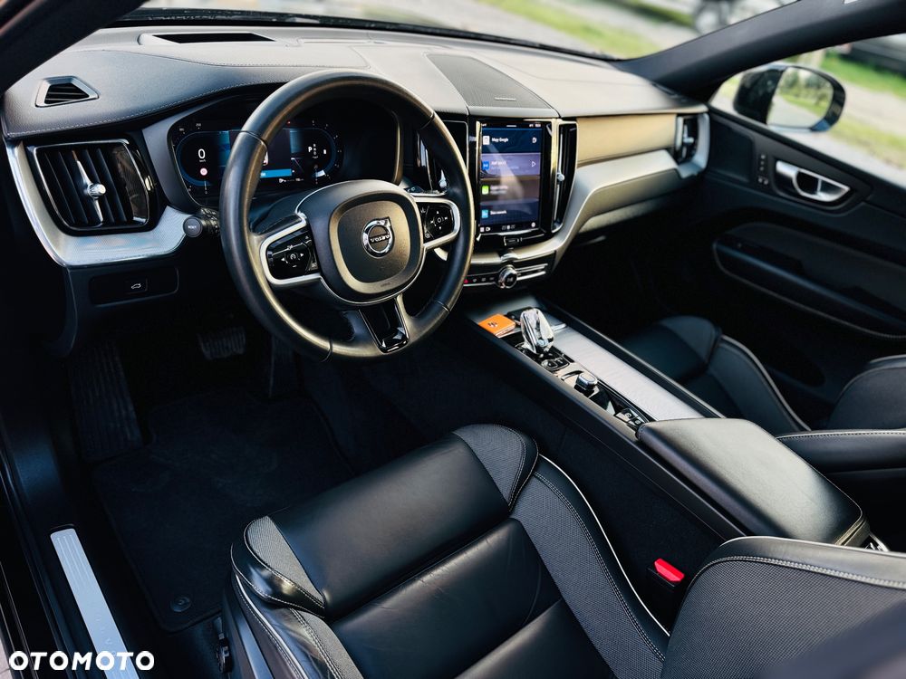 Volvo XC 60 B4 D AWD Geartronic RDesign - 32