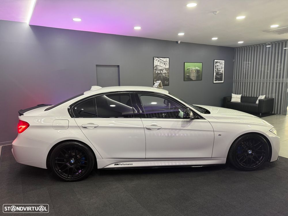 BMW 316 d Pack M - 17