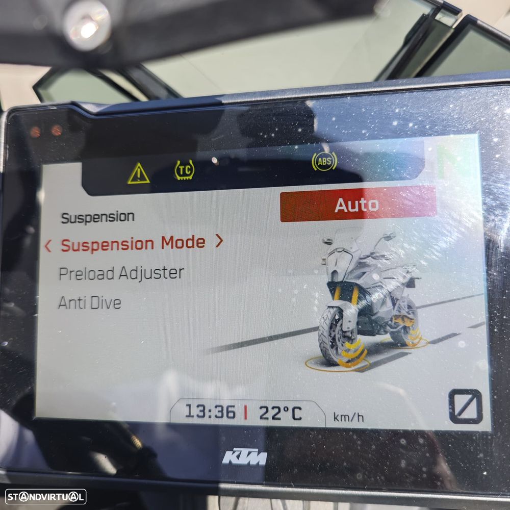 KTM 1290 Super Adventure S - 13