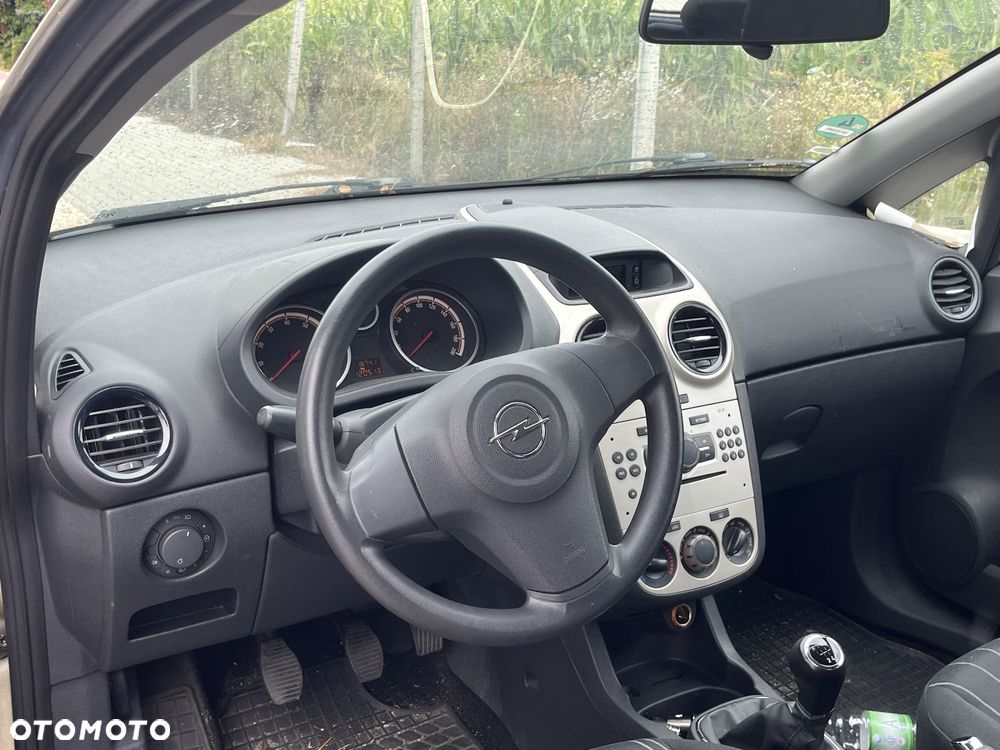 Opel Corsa 1.2 16V - 7