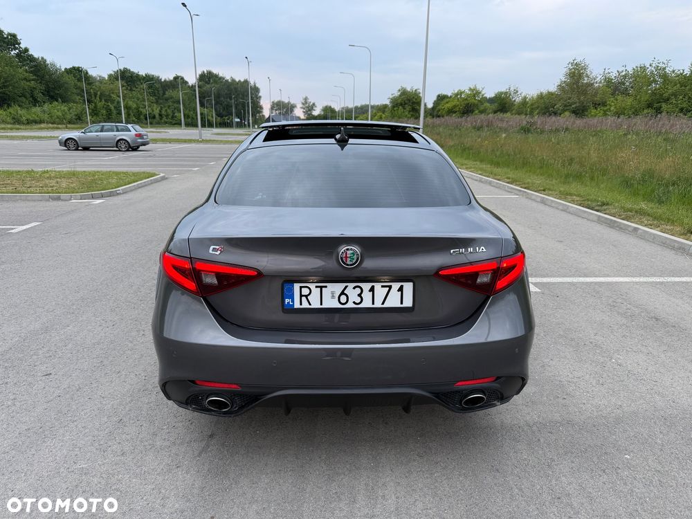Alfa Romeo Giulia 2.0 Turbo Veloce TI Q4 - 13