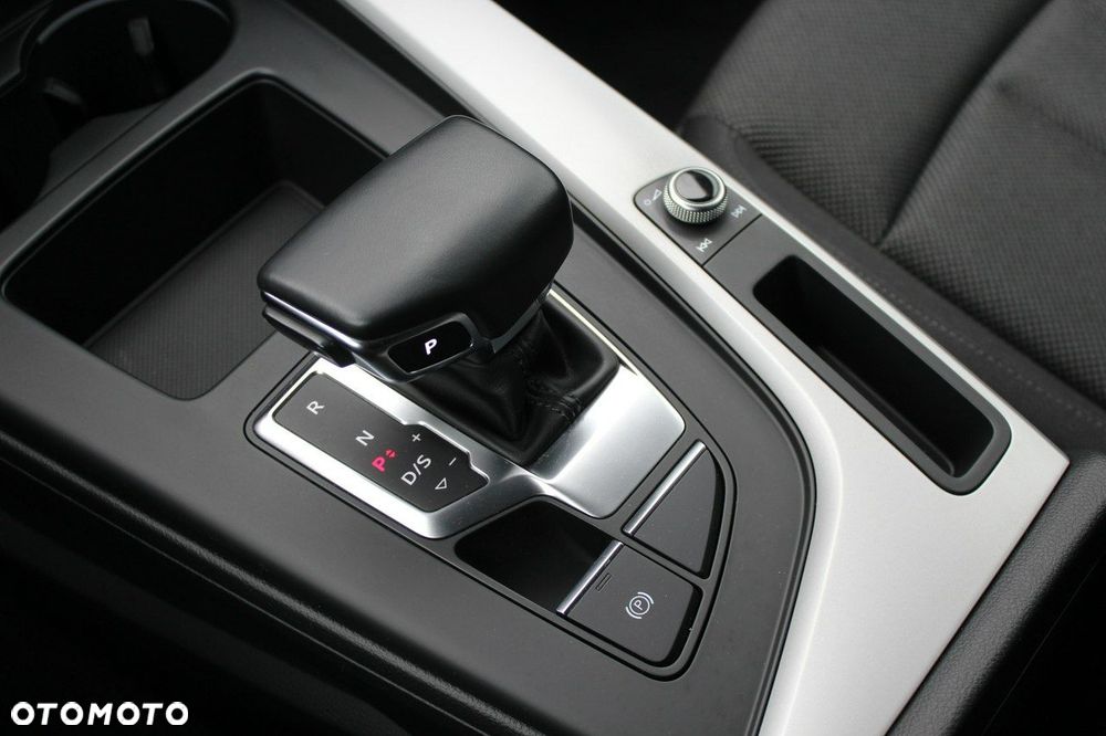 Audi A4 Allroad - 22