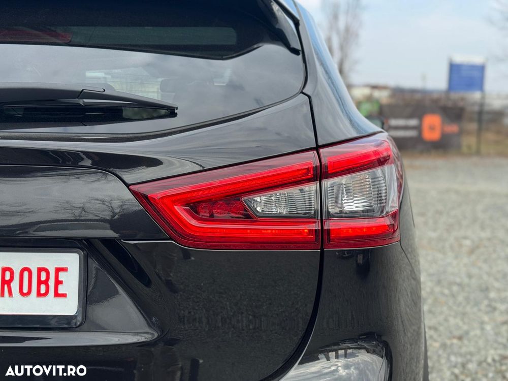 Nissan Qashqai 1.5 DCI DCT TEKNA - 12