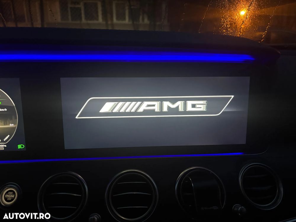 Mercedes-Benz E - 27