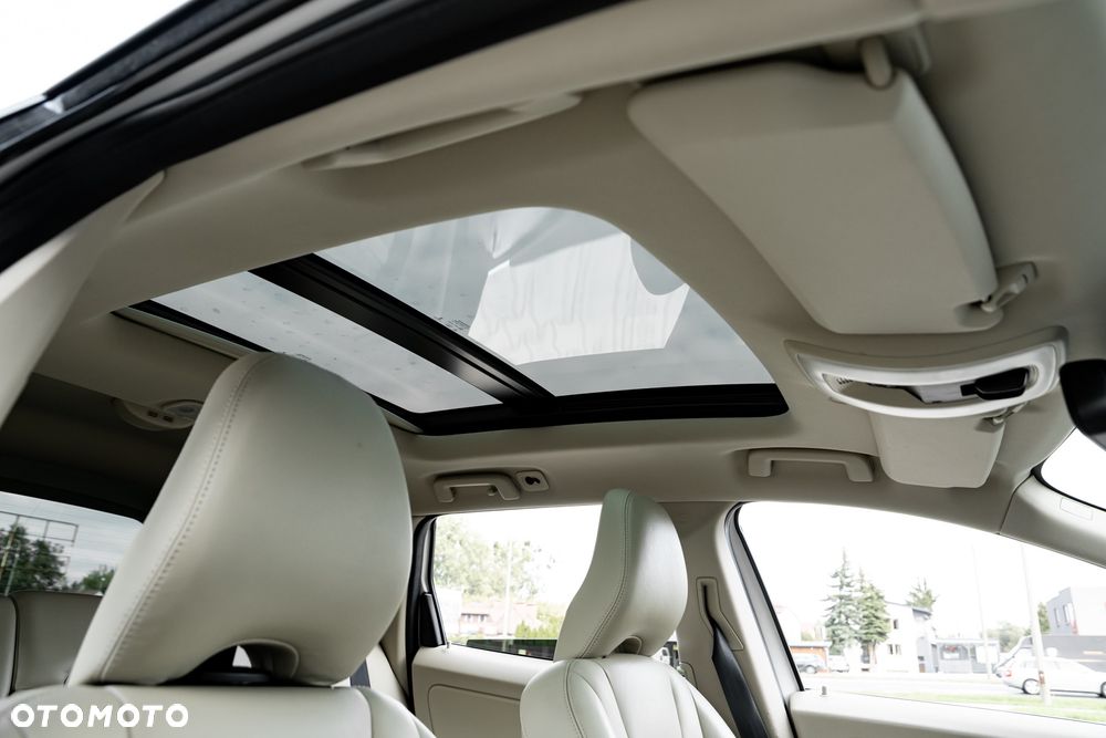 Volvo XC 60 D4 Geartronic Summum - 26