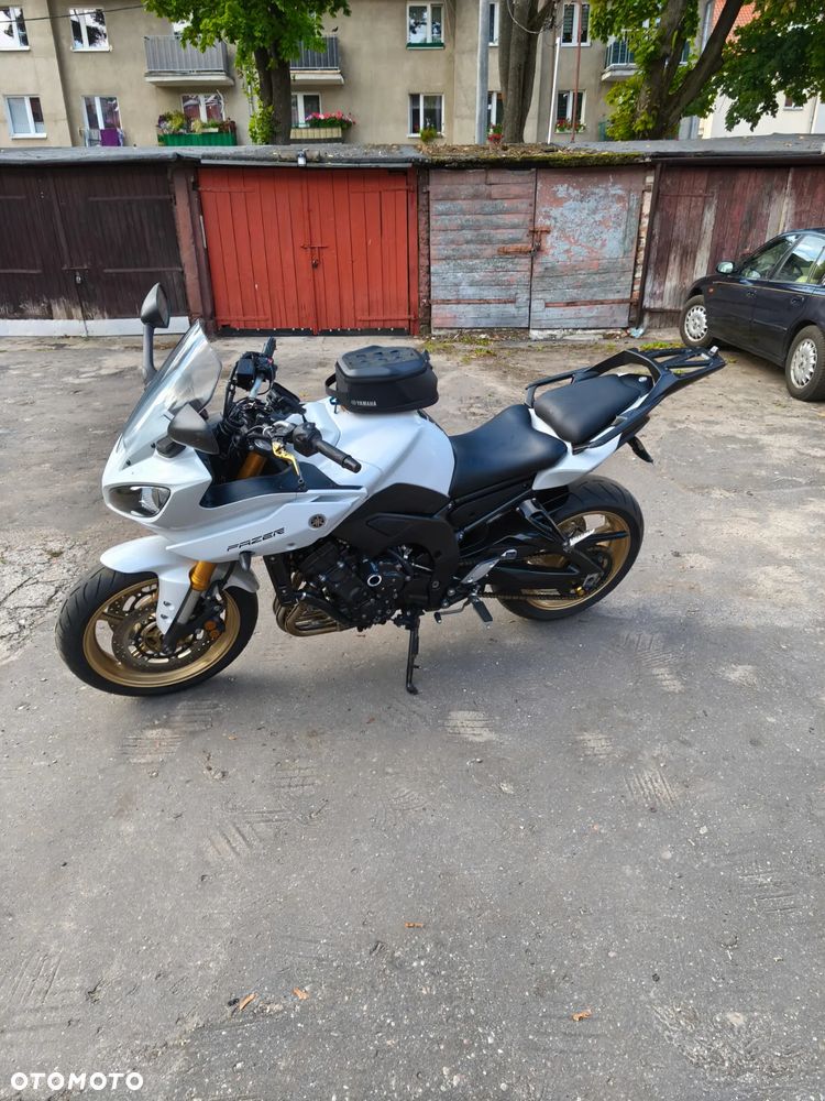 Yamaha FZ8 - 22