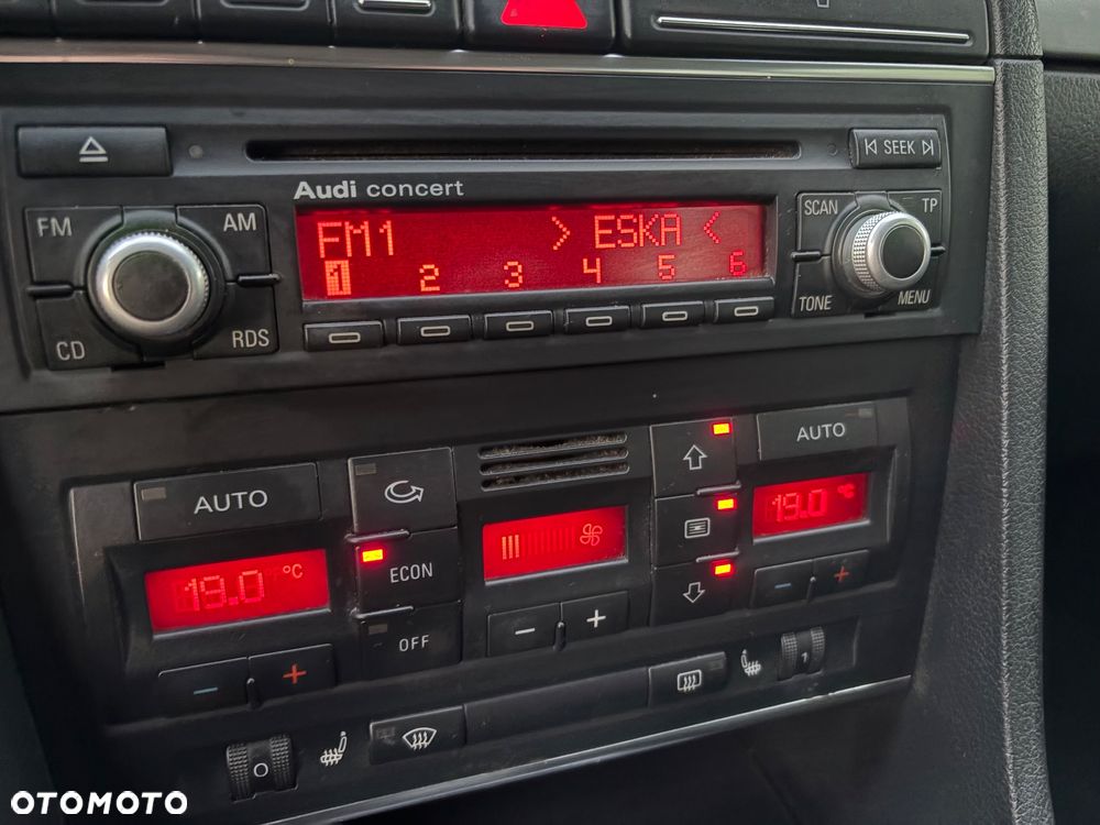 Audi A4 Avant 2.0 TDI - 20