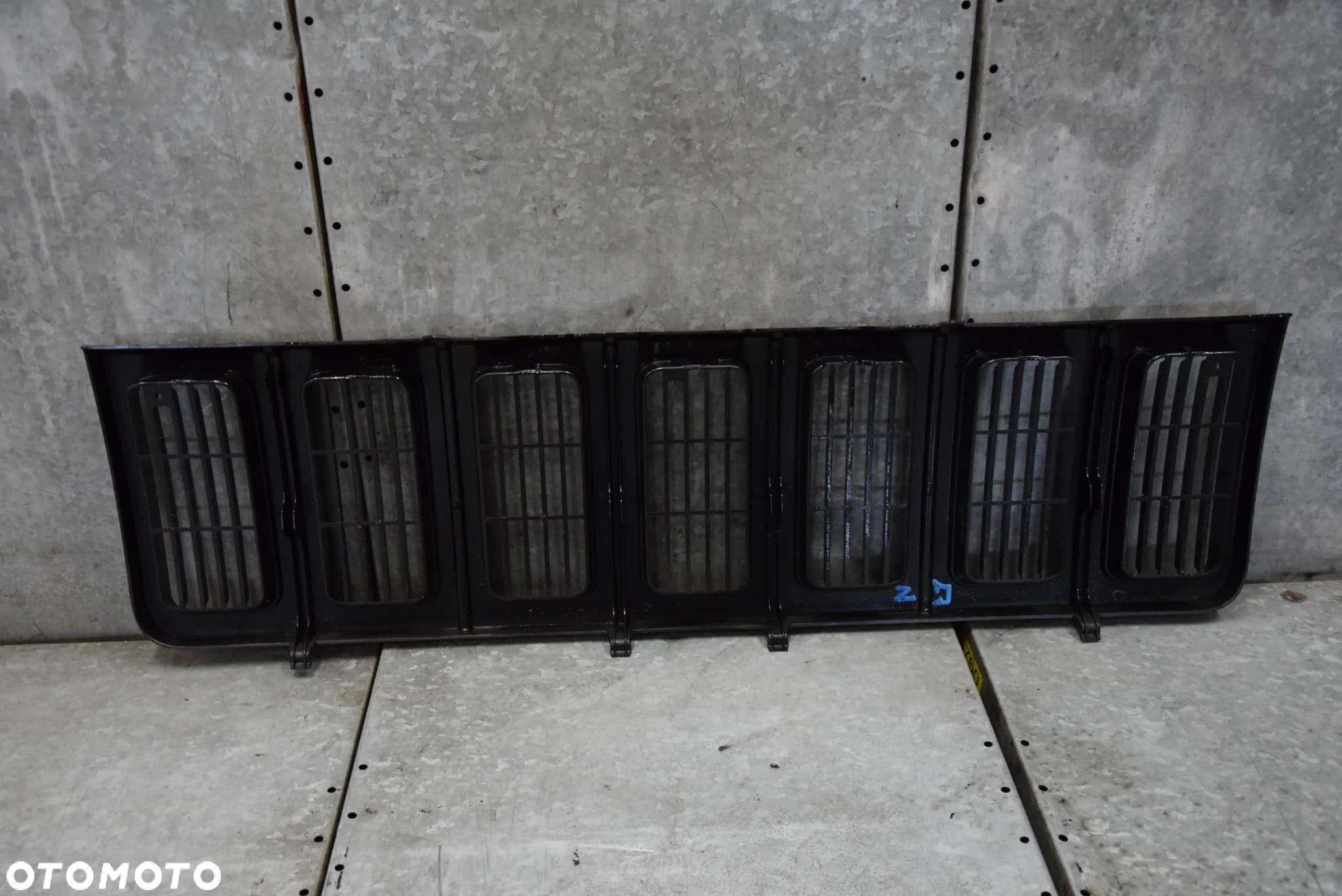 JEEP GRAND CHEROKEE ZJ GRILL ATRAPA - 12