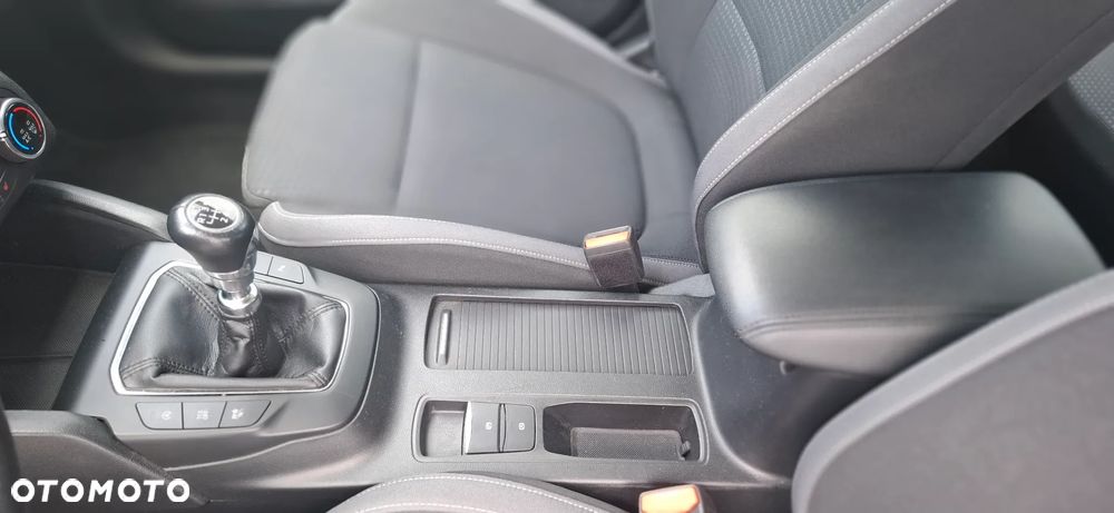 Ford Focus SW 2.0 EcoBlue S&S ACTIVE - 23