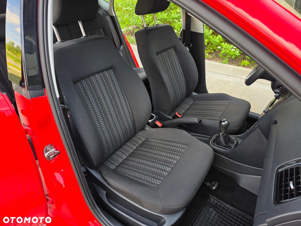 Volkswagen Polo 1.0 Trendline Perfectline - 11