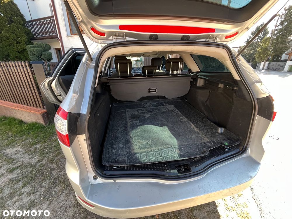 Ford Mondeo 2.0 TDCi Trend - 14