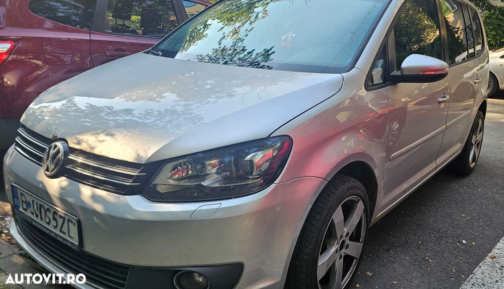 Volkswagen Touran - 15