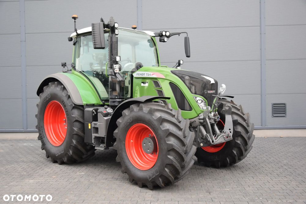 Fendt 724 Vario - 6