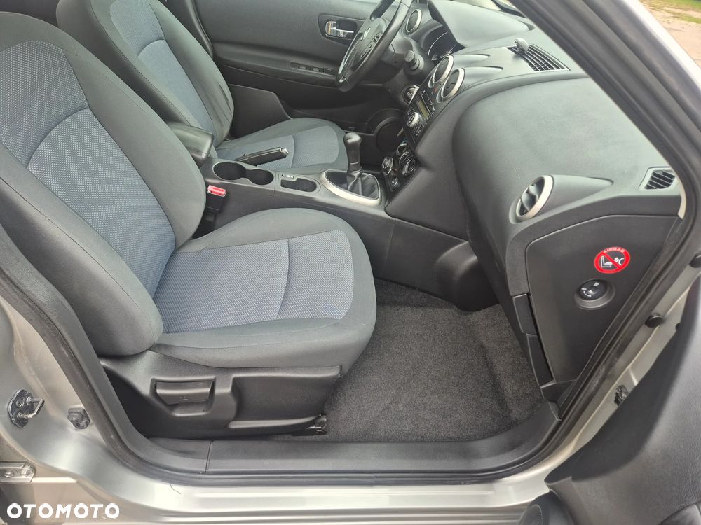 Nissan Qashqai 1.6 360 - 21