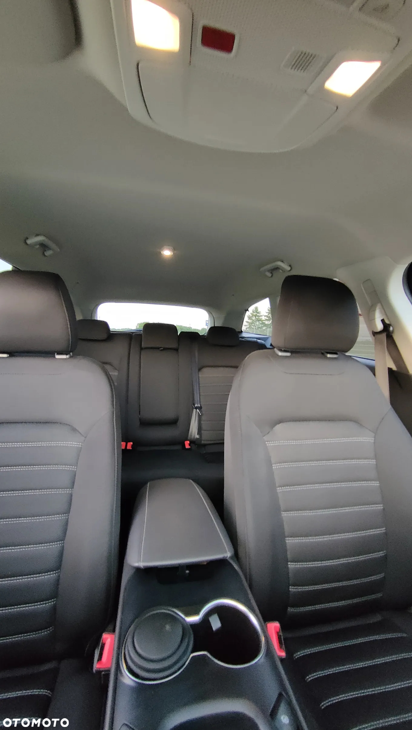 Ford Mondeo 2.0 EcoBlue Titanium - 28