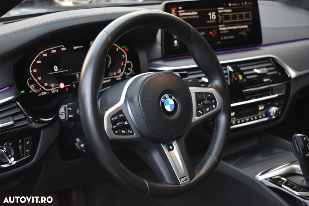 BMW Seria 5 530e Aut. Luxury Line - 9