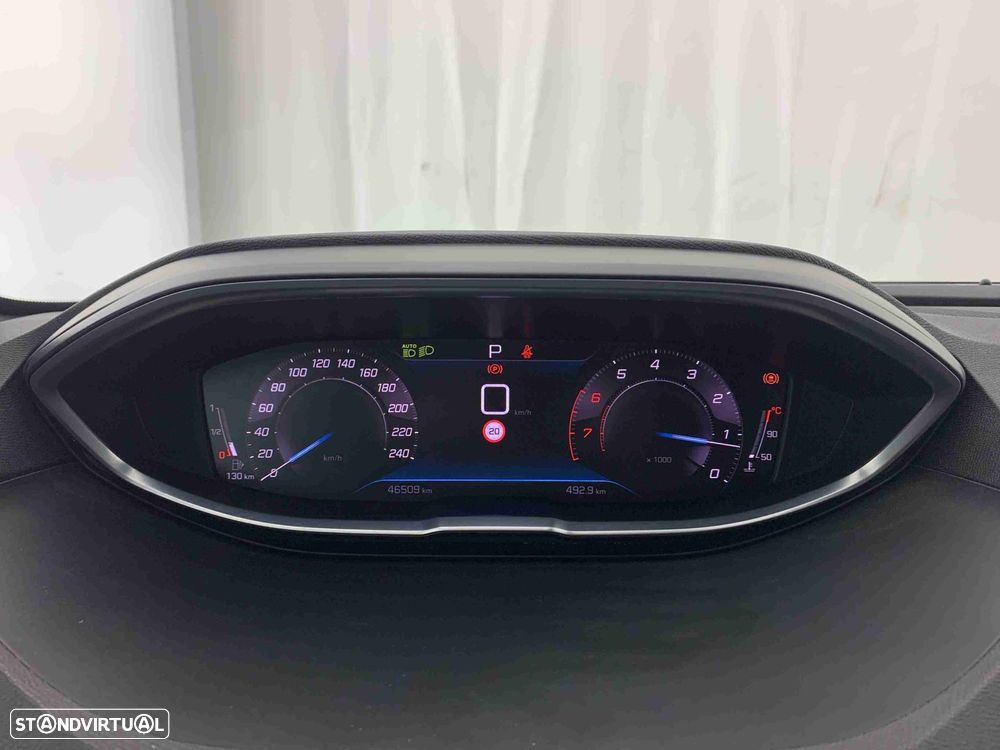 Peugeot 5008 1.2 PureTech Allure Pack EAT8 - 8