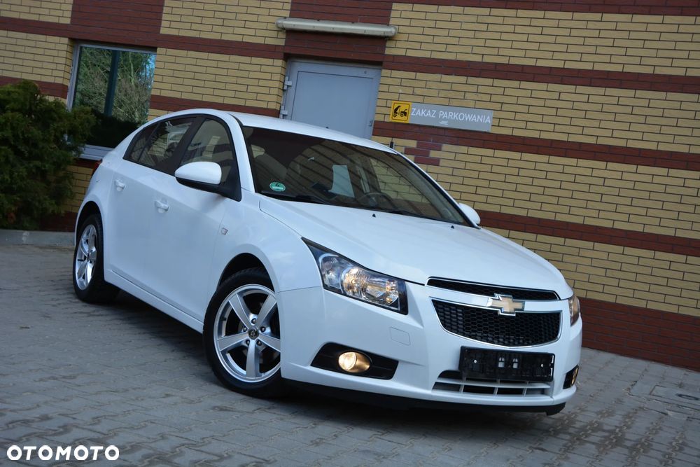 Chevrolet Cruze - 1