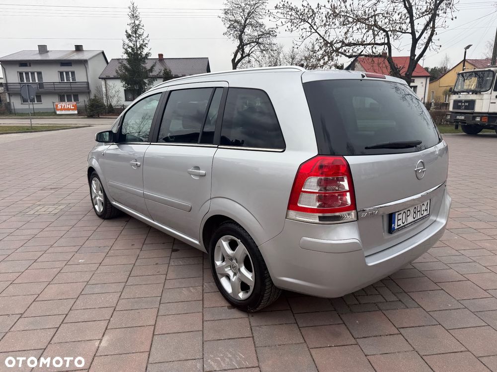 Opel Zafira 1.8 Family - 29