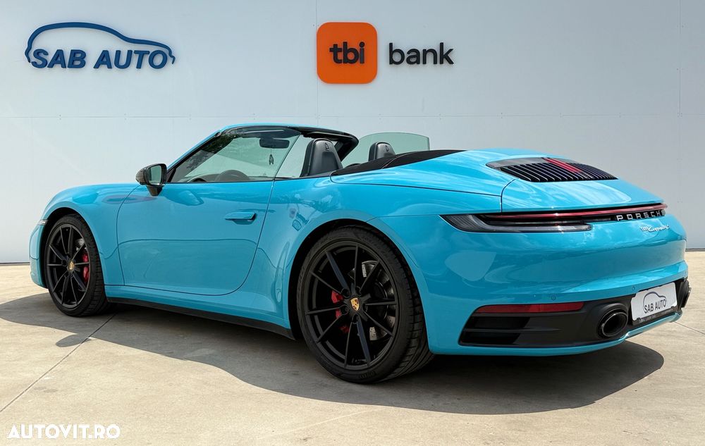 Porsche 911 Carrera 4S PDK - 25