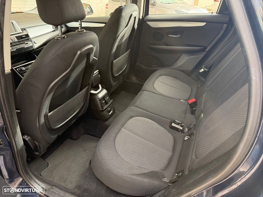 BMW 214 Active Tourer d Advantage - 10