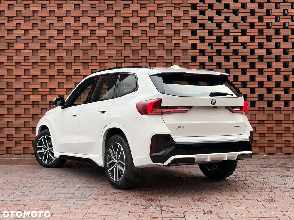 BMW X1 sDrive18i sport - 7